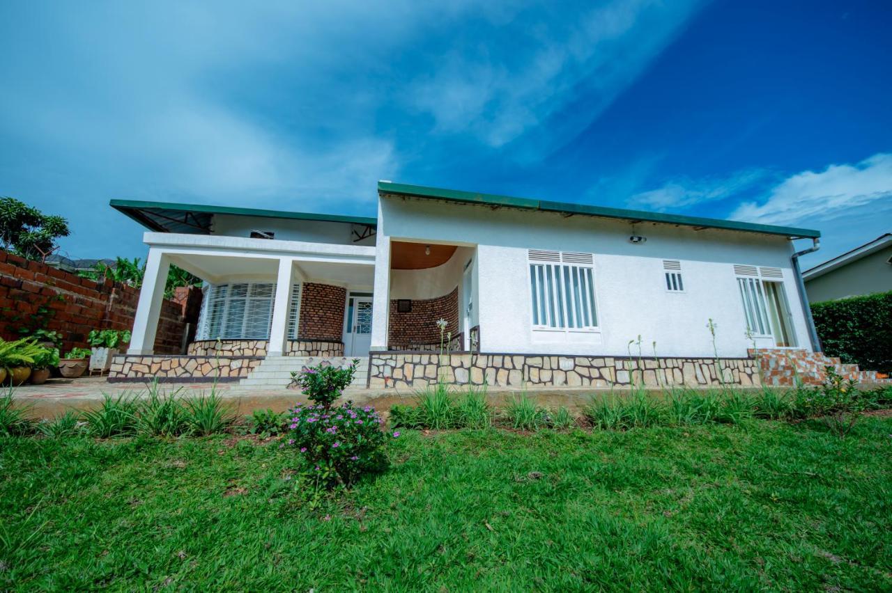Nazareth Guest House คิกาลี ภายนอก รูปภาพ