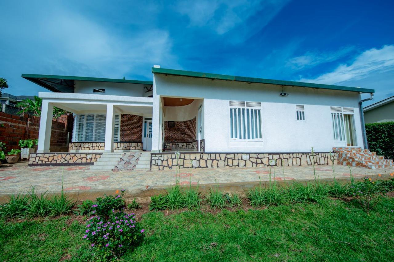 Nazareth Guest House คิกาลี ภายนอก รูปภาพ