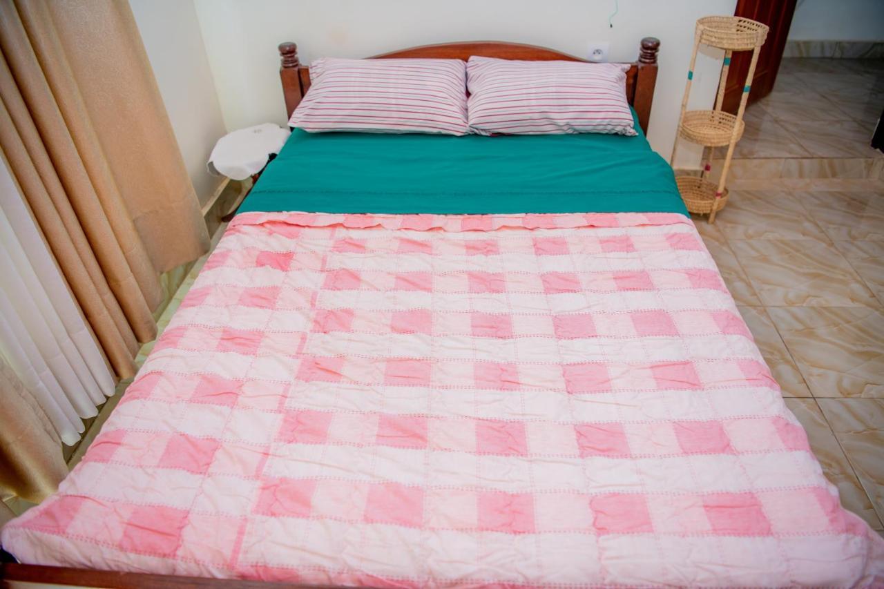 Nazareth Guest House คิกาลี ภายนอก รูปภาพ