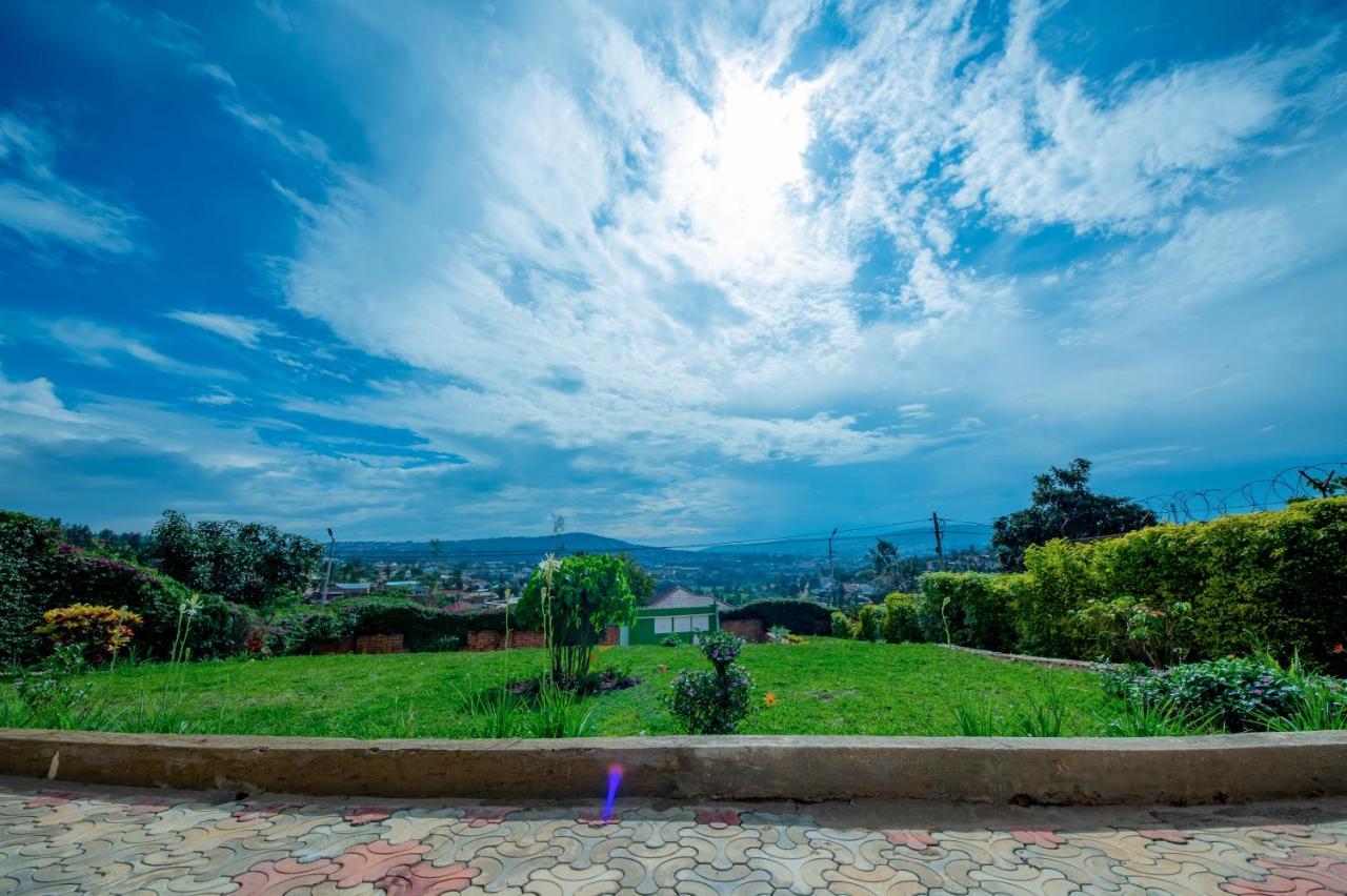 Nazareth Guest House คิกาลี ภายนอก รูปภาพ