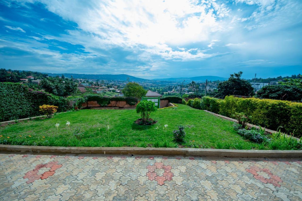 Nazareth Guest House คิกาลี ภายนอก รูปภาพ