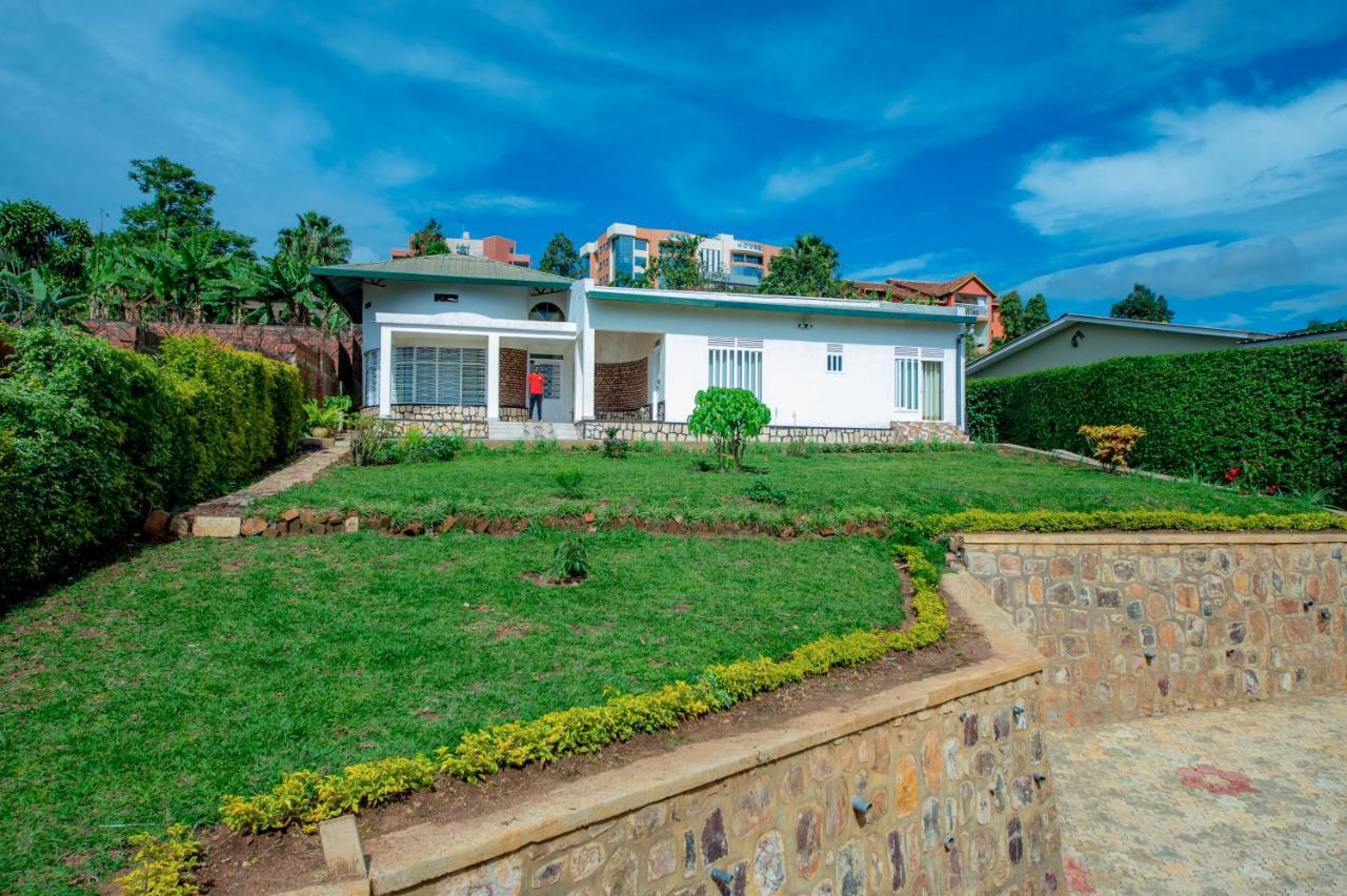 Nazareth Guest House คิกาลี ภายนอก รูปภาพ
