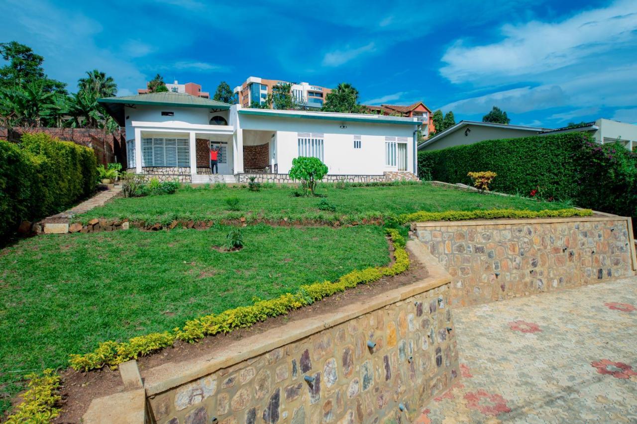 Nazareth Guest House คิกาลี ภายนอก รูปภาพ