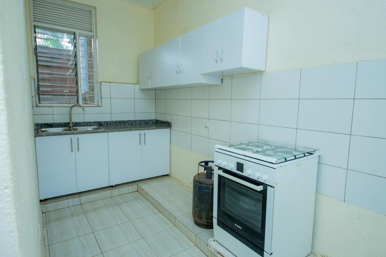 Nazareth Guest House คิกาลี ภายนอก รูปภาพ