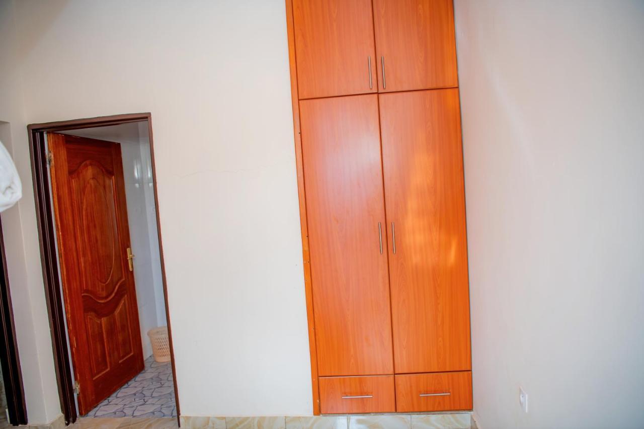 Nazareth Guest House คิกาลี ภายนอก รูปภาพ